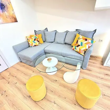 Art + 2bd Parking Space * Βάρνα